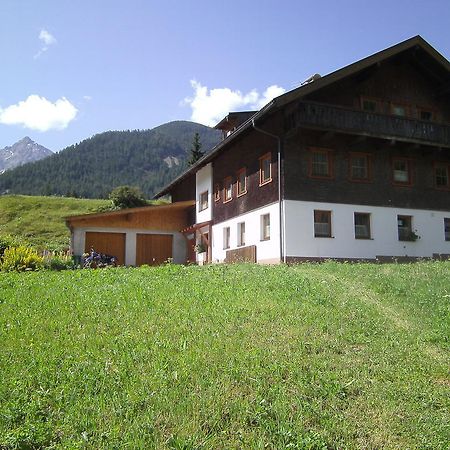 Ferienwohnung Gapp Elbigenalp Luaran gambar