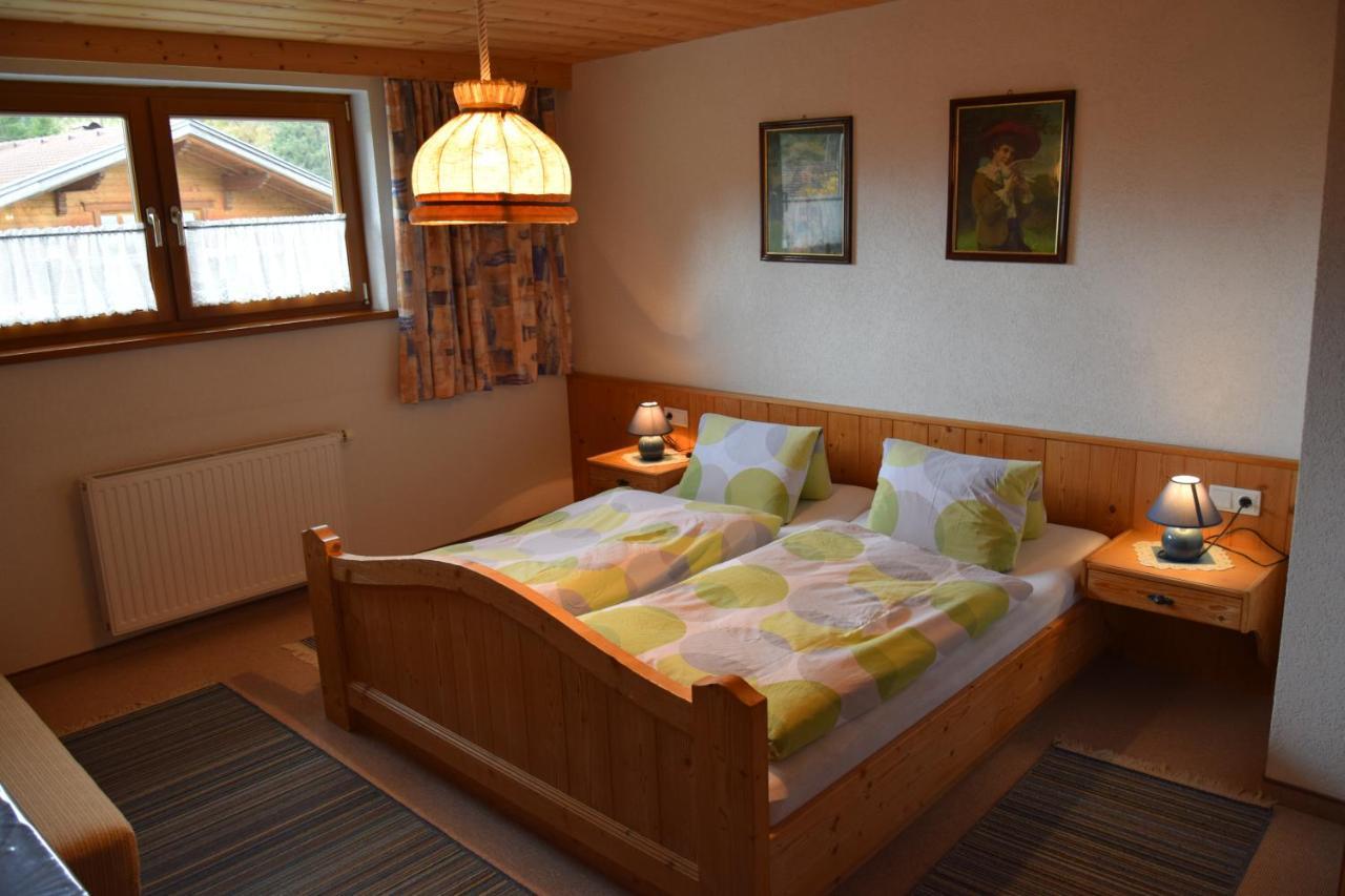 Ferienwohnung Gapp Elbigenalp Luaran gambar