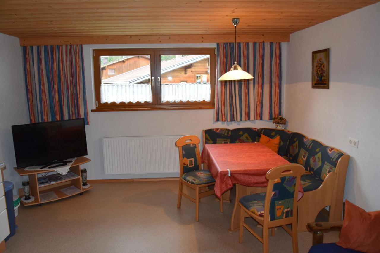 Ferienwohnung Gapp Elbigenalp Luaran gambar